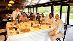 Reunión del Centro Mola con Bustamante