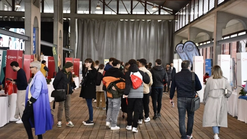 Feria de empleo y emprendimiento (7)