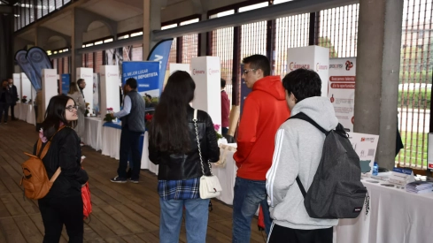 Feria de empleo y emprendimiento (8)