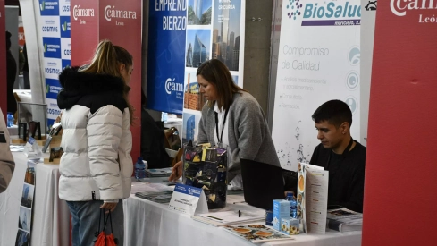Feria de empleo y emprendimiento (10)
