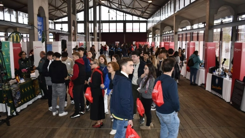 Feria de empleo y emprendimiento (19)