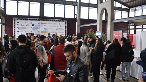 Feria de empleo y emprendimiento (28)