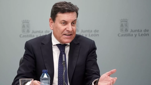 La Junta mantendrá su "mano tendida" a la oposición para seguir negociando aunque tumbe el techo de gasto para 2025