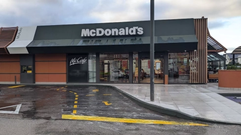 McDonalds de La Herrería (8) McDonalds de La Herrería (8)