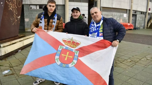 La marea blanquiazul rodea el Reino de León