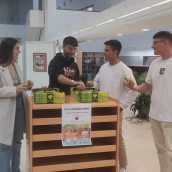 Reparto peras Ponferrada