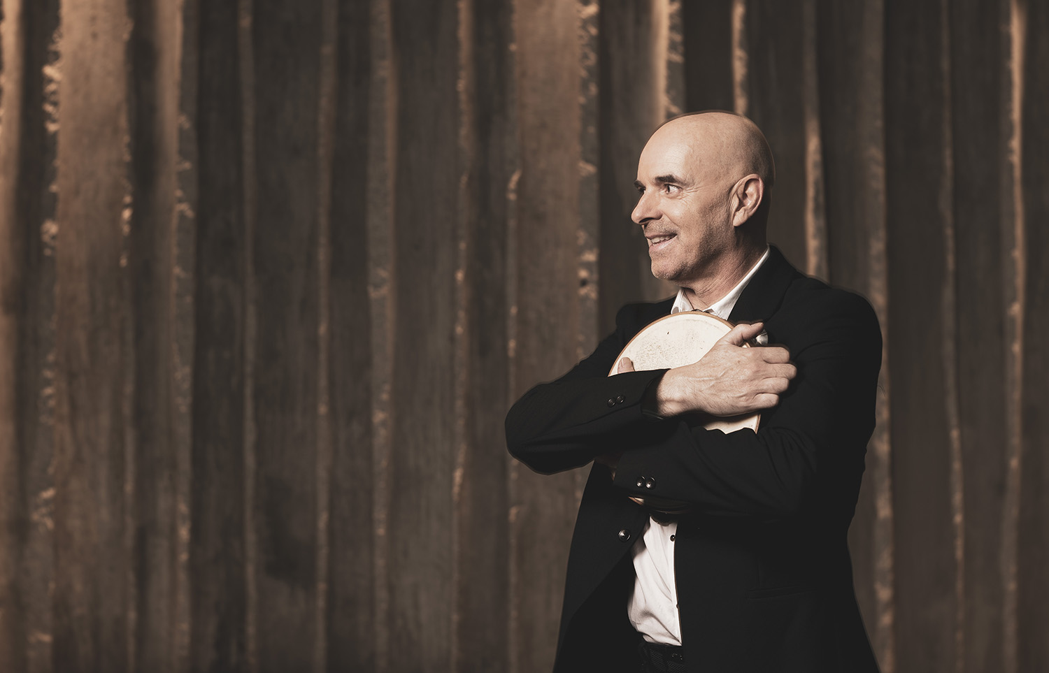 Xabier Díaz & Adufeiras de Salitre. Xabier Díaz & Adufeiras de Salitre.