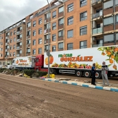 Los camiones con donaciones del Bierzo logran entrar en Valencia para repartir alimentos a los afectados por la DANA