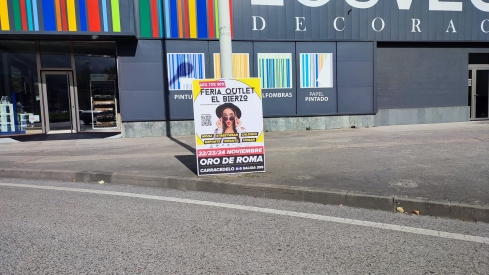 El Ayuntamiento de Ponferrada retirará los carteles de la Feria Outlet que se colocaron sin autorización