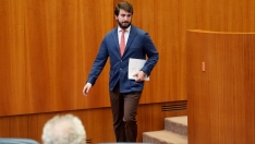 Juan García-Gallardo en el pleno de las Cortes de Castilla y León