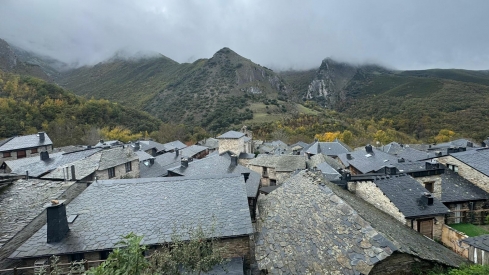 Peñalba podría ‘silenciarse’ de 'Los Pueblos más bonitos de España' por un requerimiento al carecer de baños públicos