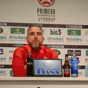 Javi Rey confía en que la Ponferradina pueda hacerse fuerte en el Toralín: "Necesitamos sumar tres puntos en casa"