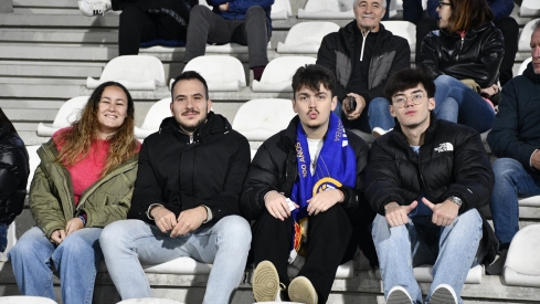 Aficionados durante el Ponferradina Amorebieta (49) Aficionados durante el Ponferradina Amorebieta (49)
