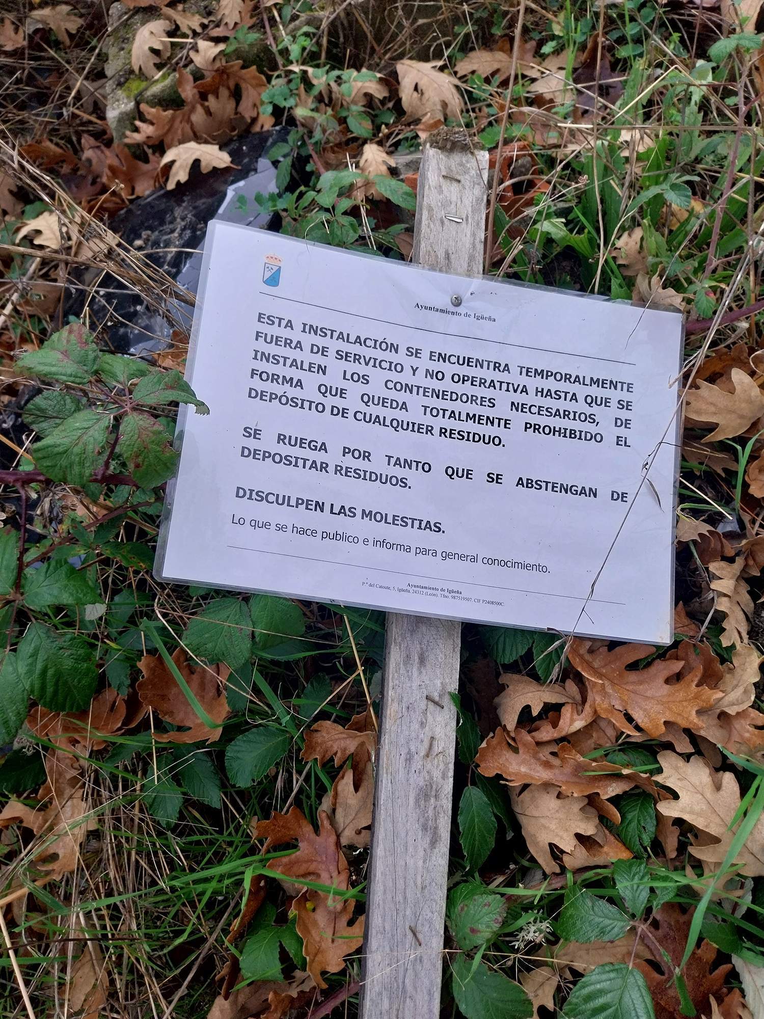 Denuncian el estado de una "escombrera ilegal" en Igüeña Denuncian el estado de una "escombrera ilegal" en Igüeña