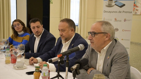 Desayuno InfoBierzo con Gerardo Álvarez Courel, presidente de la Diputación de León  (16)