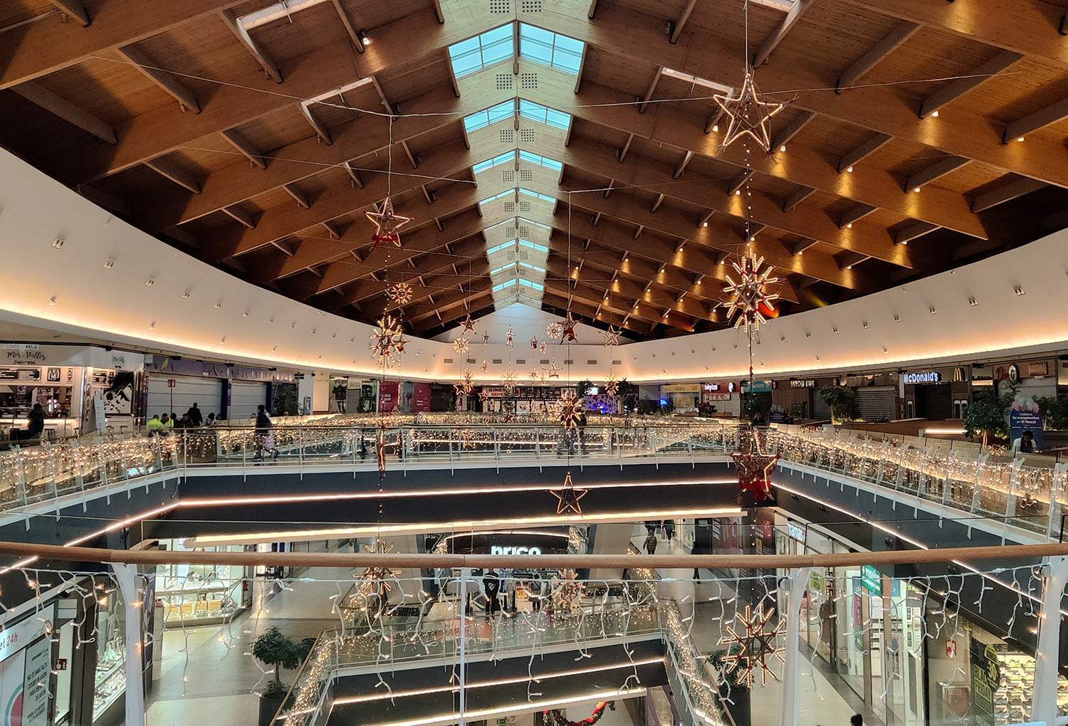 El Rosal de Ponferrada reparte más de 10.000 euros en su Gran Sorteo de premios El Rosal de Ponferrada reparte más de 10.000 euros en su Gran Sorteo de premios