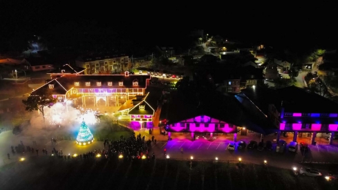 Encendido de las luces de Navidad del Palacio de Canedo (44)