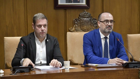 Pleno del Ayuntamiento de Ponferrada.  Iván Alonso y Marco Morala