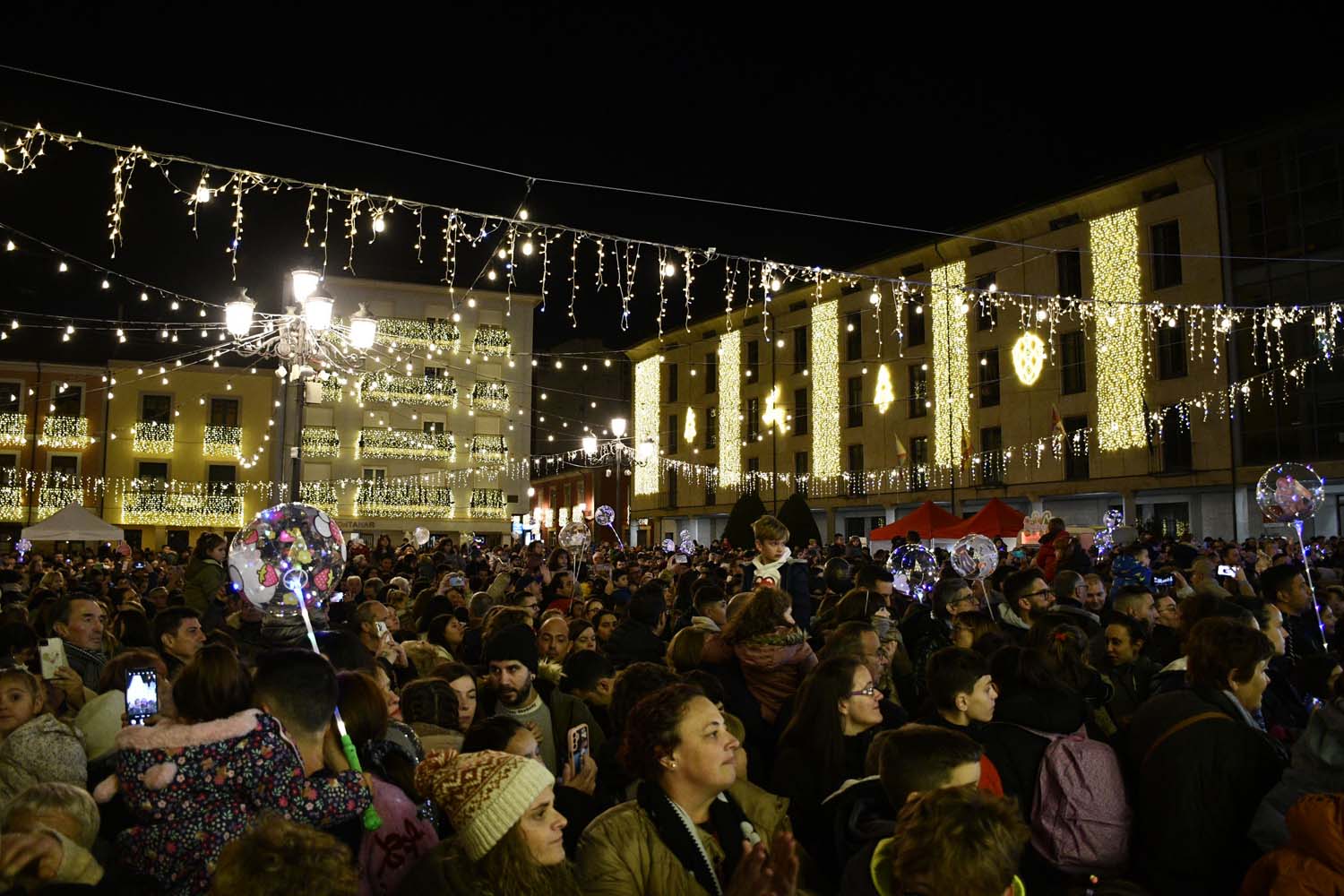 Encendido de las luces de Navidad de Ponferrada Encendido de las luces de Navidad de Ponferrada