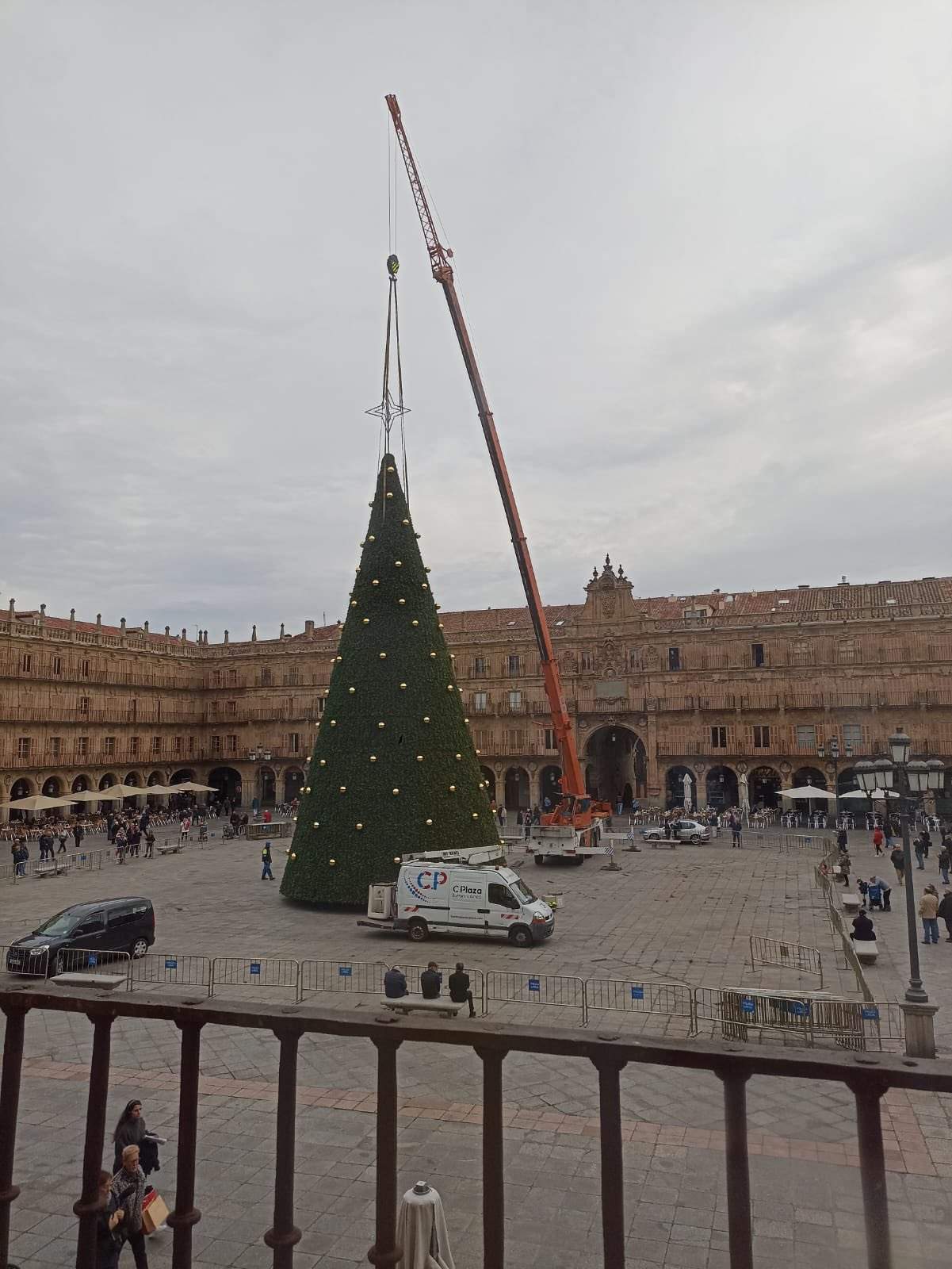 Árbol de Navidad de Salamanca. Árbol de Navidad de Salamanca.