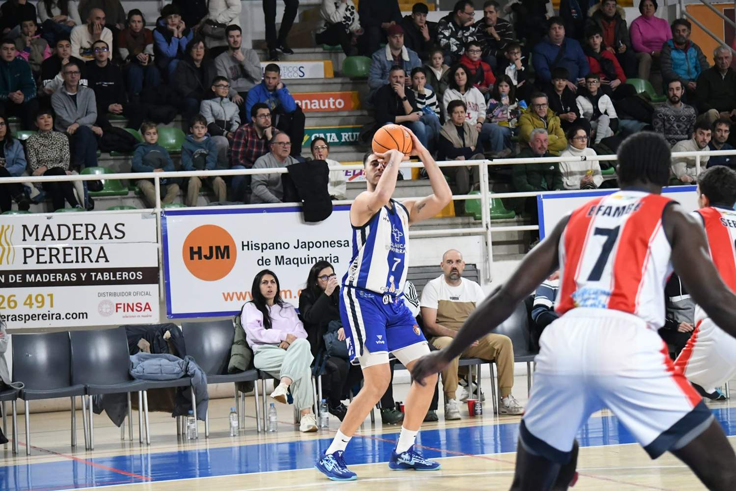 Clínica Ponferrada SDP retoma la senda del triunfo ante un peleón Algeciras