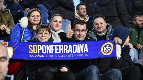 Partido Ponferradina Nastic (111)