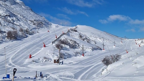 Las estaciones de esquí de Leitariegos y San Isidro ya tienen fecha de apertura