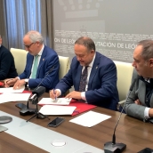 Diputación y Consejo Comarcal rubrican el aumento del 100% de la partida destinada al SAM