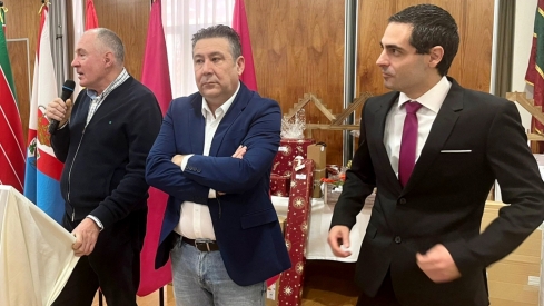 Más de 300 afiliados a la UPL asisten a la tradicional comida de Navidad en “el mejor momento del leonesismo”