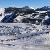 Estación de esquí Valle Laciana-Leitariegos durante el primer fin de semana de la temporada