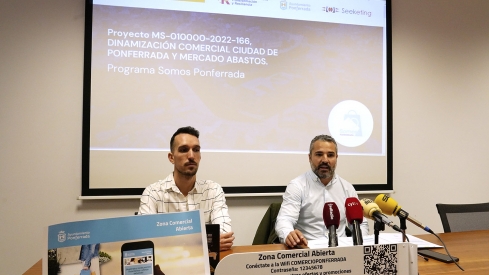 César Sánchez / ICAL. El Ayuntamiento de Ponferrada y la empresa Seeketing presentan el programa Somos Ponferrada, una herramienta de marketing digital dentro del proyecto de Dinamización Comercial Ciudad de Ponferrada y Mercado de Abastos