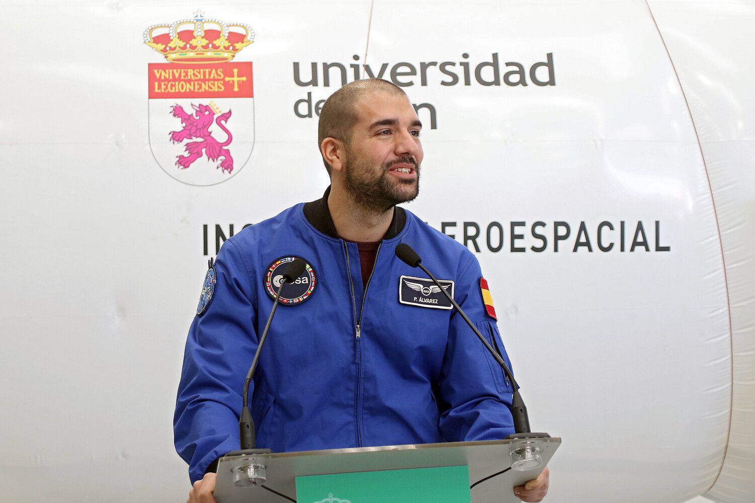 Visita del astronauta Pablo Álvarez a la Universidad de León | Peio García / ICAL