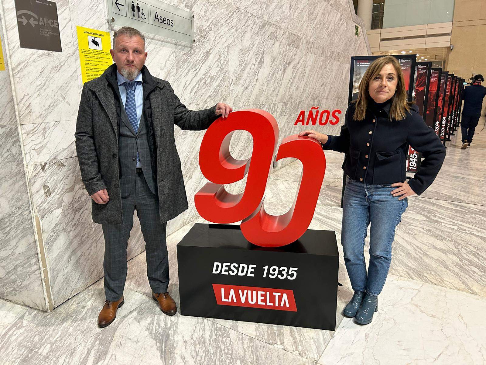 Octavio González y Ana Arias en la presentación del recorrido de La Vuelta