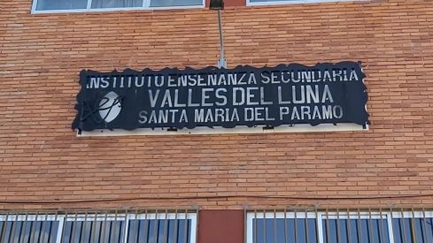 Detenido por presunta pederastia un profesor de Santa María del Páramo (León) | IES Valles del Luna