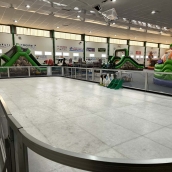 Abre la pista de hielo y Bembivelanavidad.