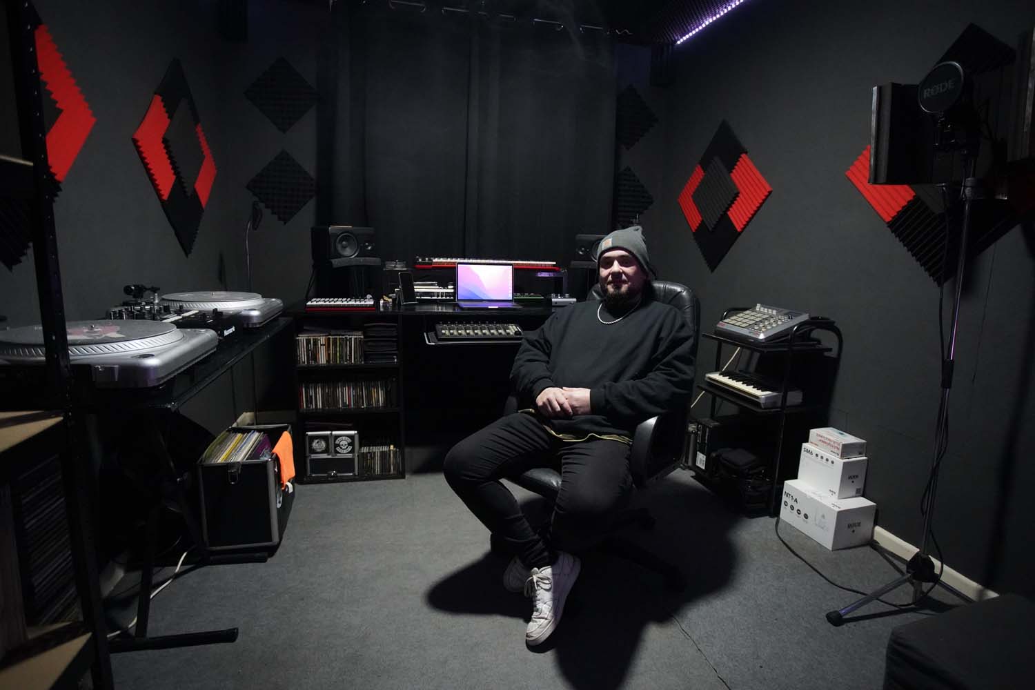 César Sánchez ICAL. El rapero berciano Soker prepara su nuevo álbum 