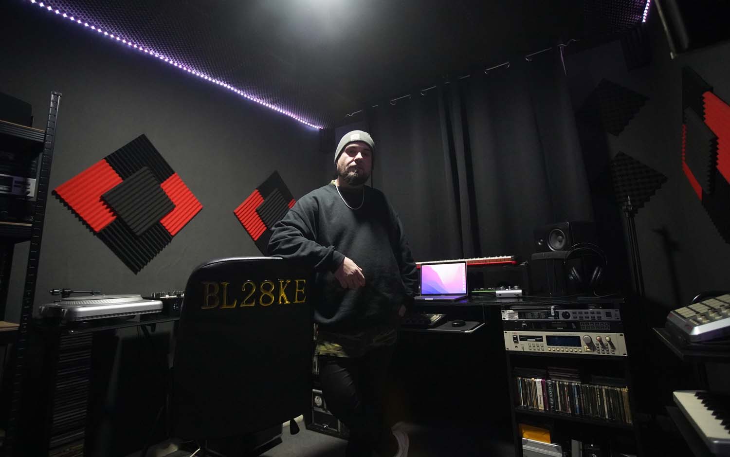 César Sánchez ICAL. El rapero berciano Soker prepara su nuevo álbum 