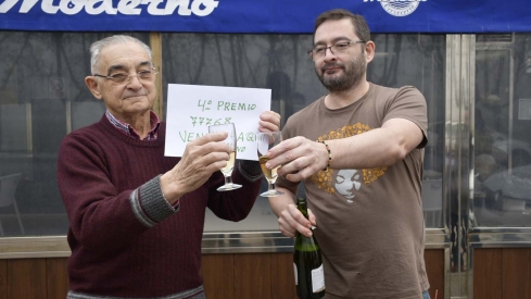 Bar Moderno en Columbrianos (Ponferrada) donde ha tocado el primero cuatro premio de la Lotería de Navidad 