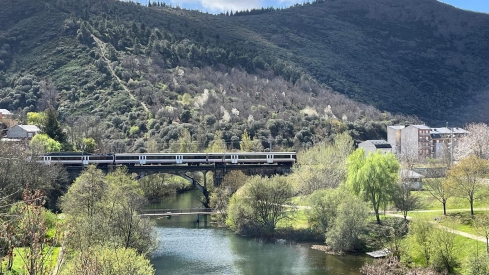 Los descuentos al transporte se mantienen en Castilla y León hasta conocer el nuevo Real Decreto Ley