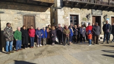 Los vecinos de Molinaseca exigen cobertura médico durante la Navidad: "Estamos desamparados" Los vecinos de Molinaseca exigen cobertura médico durante la Navidad: "Estamos desamparados"