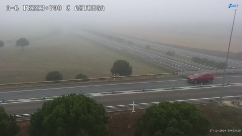 La niebla dificulta la circulación en la A6 y A-66 en la provincia de León