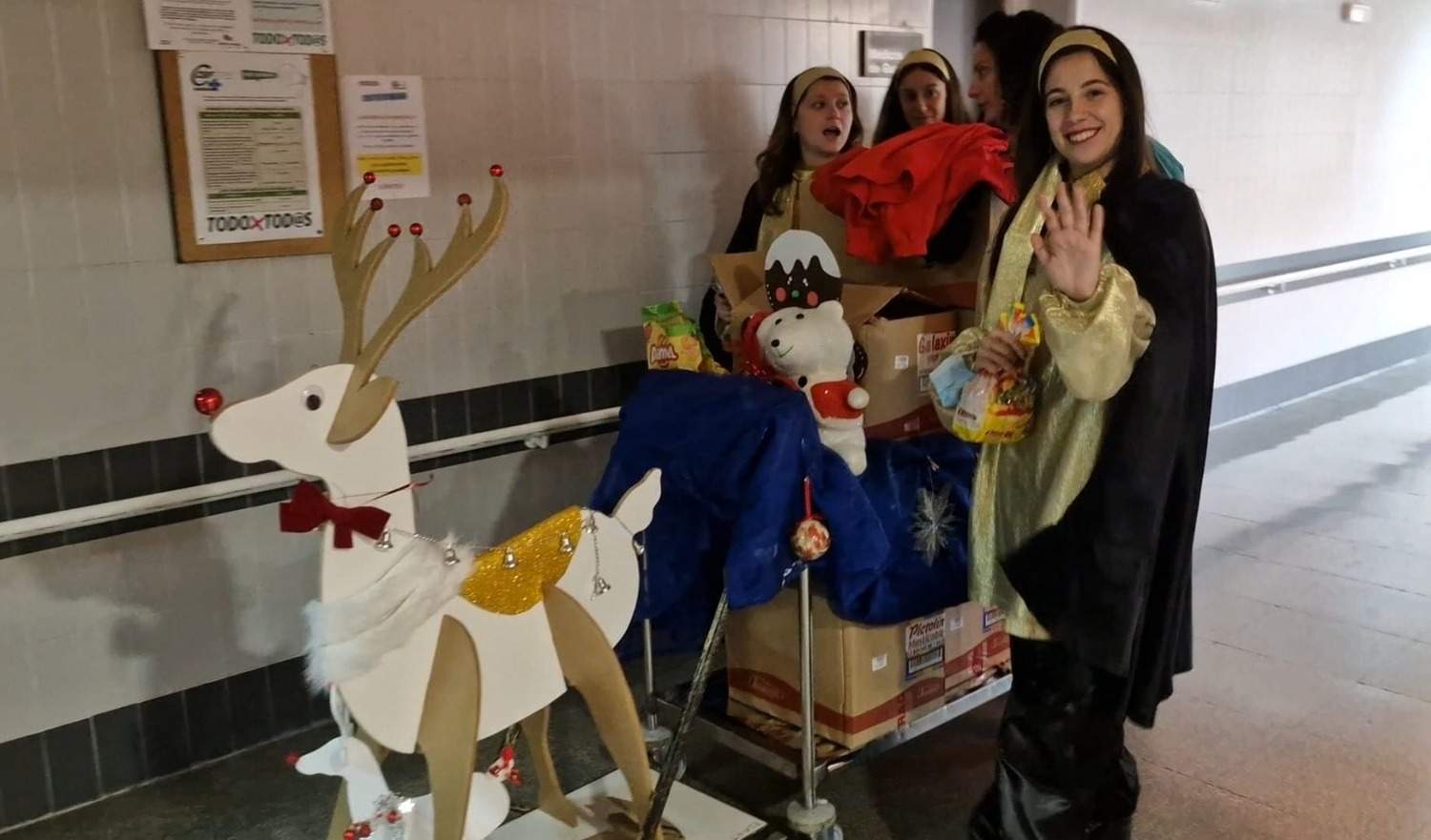 Visita de los Reyes Magos al Hospital del Bierzo