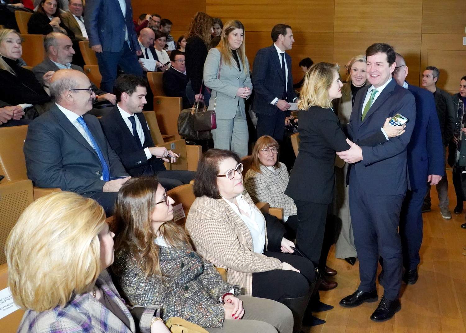 El presidente de la Junta, Alfonso Fernández Mañueco, presenta la Estrategia de Salud Mental de Castilla y León 2024-2030 | Miriam Cachón / ICAL