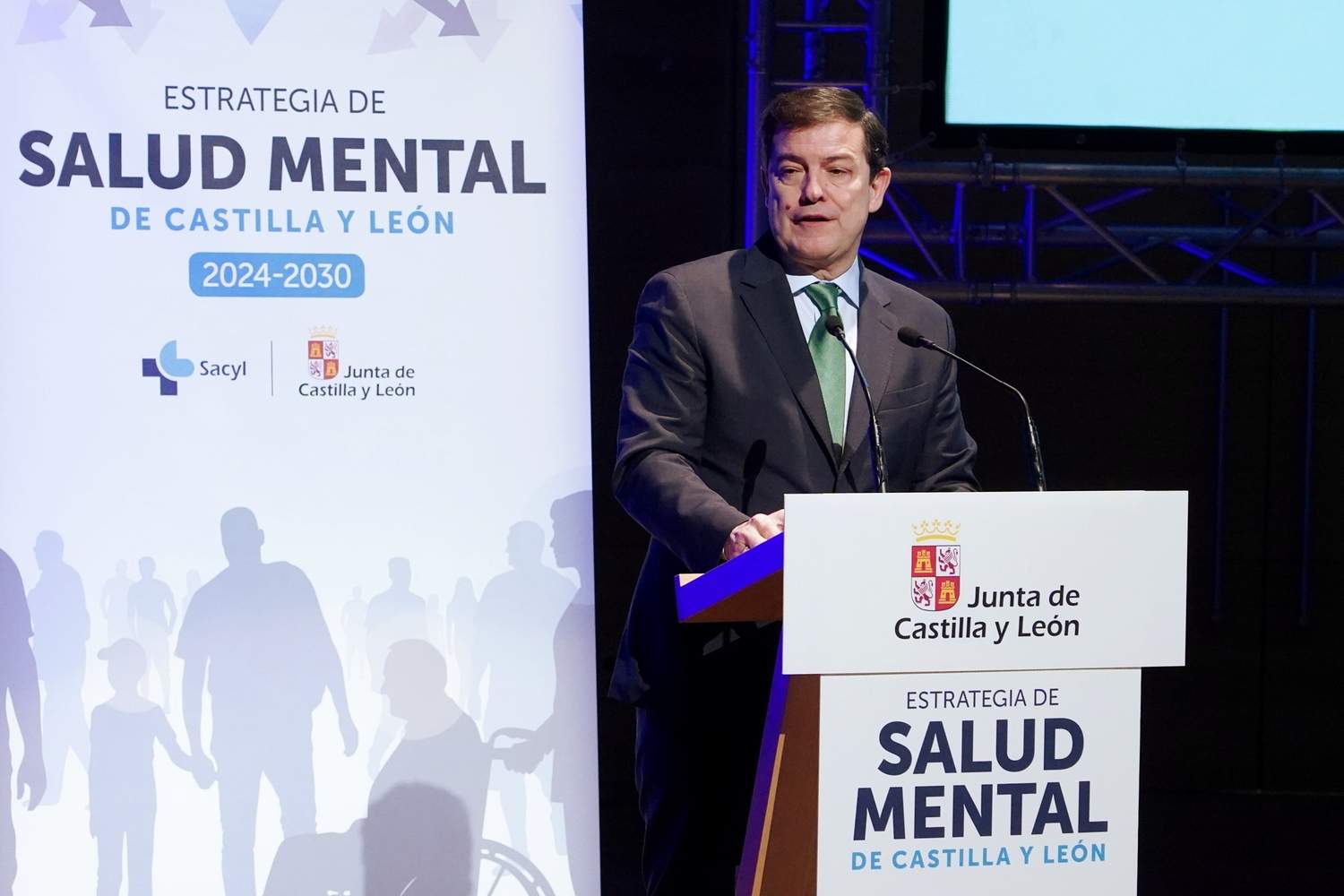 El presidente de la Junta, Alfonso Fernández Mañueco, presenta la Estrategia de Salud Mental de Castilla y León 2024-2030 | Miriam Cachón / ICAL