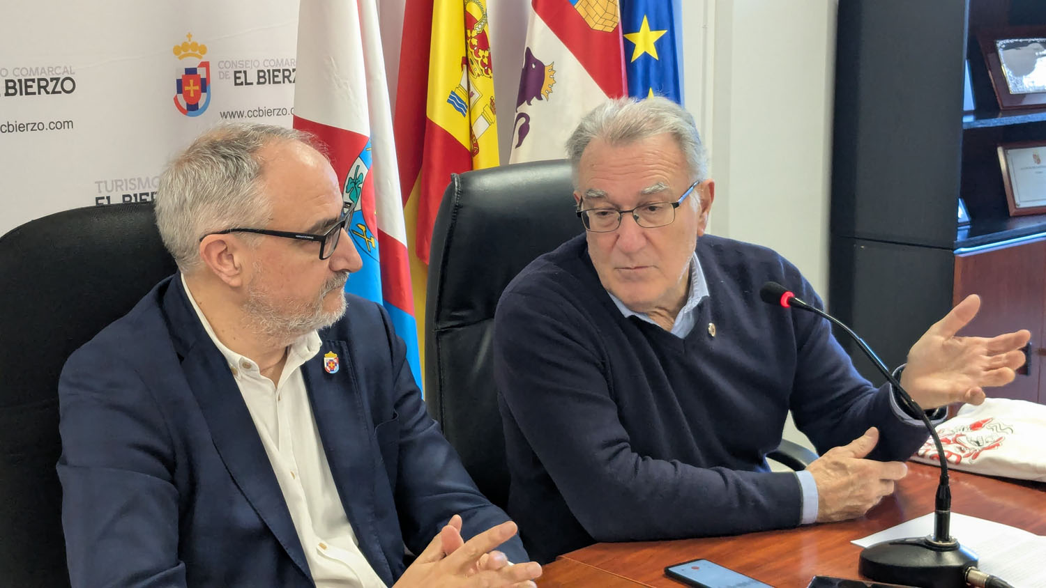 Presentación del IV Xornadas de Botello en el Consejo Comarcal del Bierzo (1)