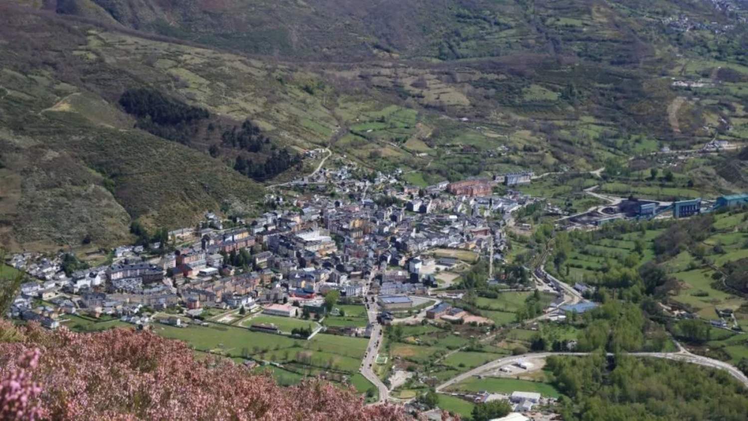 Imagen aérea de Villablino 