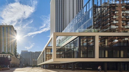 Tvitec 'envuelve' el edificio Ruiz Picasso 11, "el nuevo Rockefeller Center de Madrid"