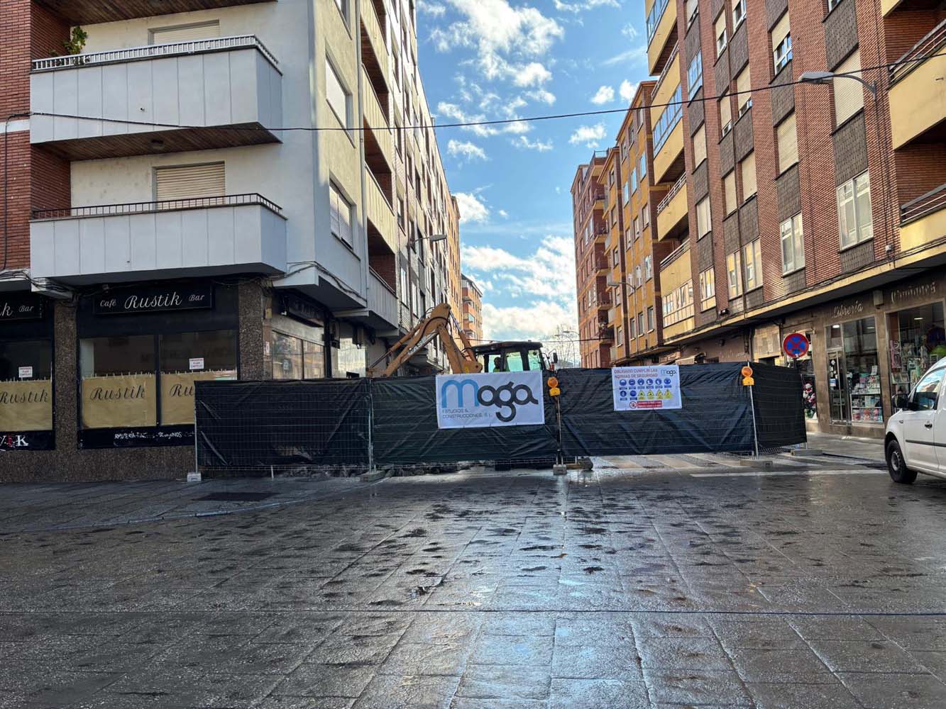 Obras en Obispo Osmundo 