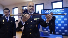 César Sánchez / ICAL. El nuevo jefe de policía de la Comisaría Local de Ponferrada, Roberto Morán de Campo, durante su toma de posesión