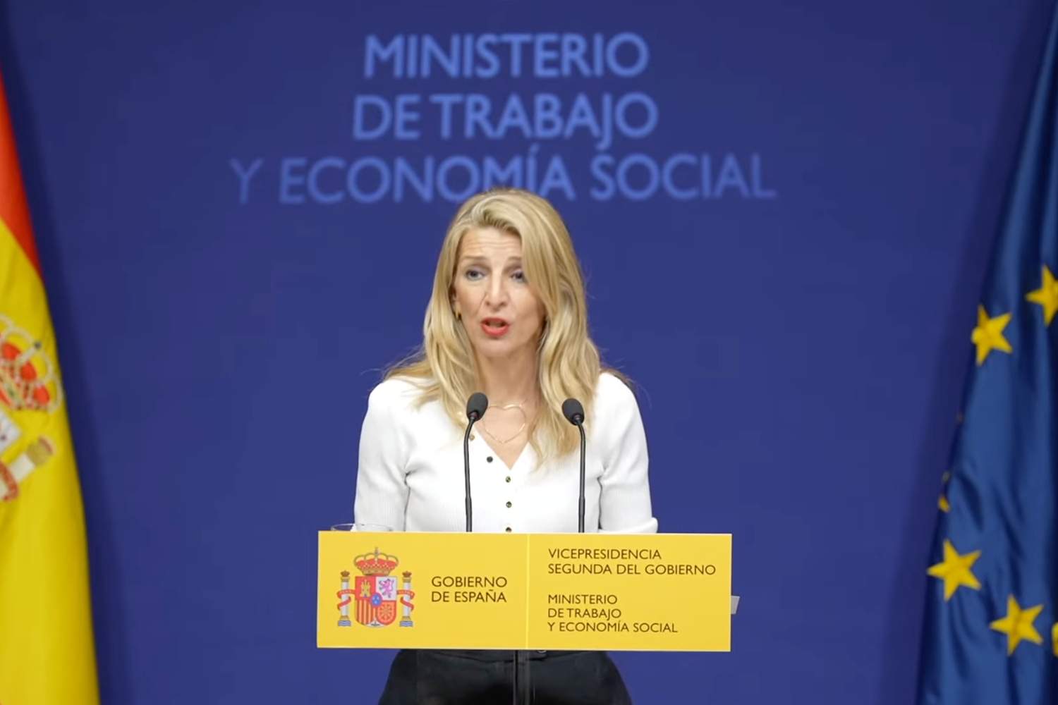 El Gobierno materializa la subida del SMI a 1.221 euros y lo mantiene libre de IRPF